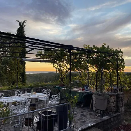 Zdenko With Sea View Διαμέρισμα