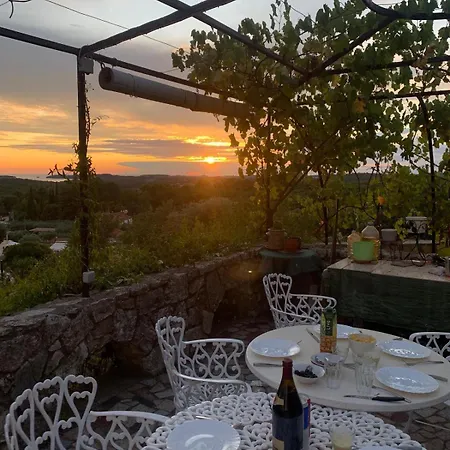 Zdenko With Sea View * Ρόβινι